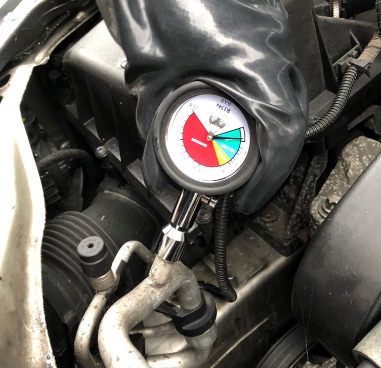Image of AutoDrain Comprobador de presión de R134a | Comprueba si el VFU tiene gas R134a en su interior