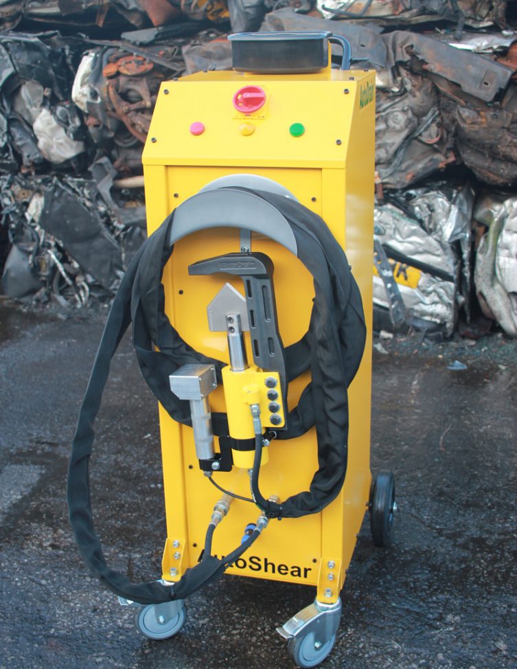 Image of AutoDrain AutoShear Pro móvil | Removes Valuable Catalytic Converters